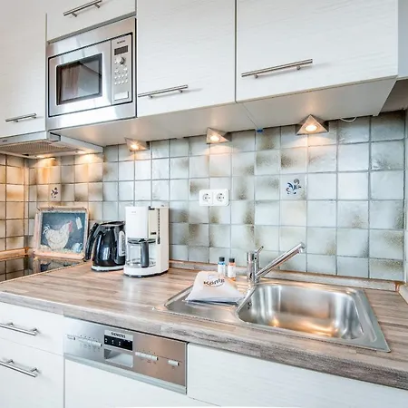 Haus Friesische Strasse 25a Whg 8 * Westerland